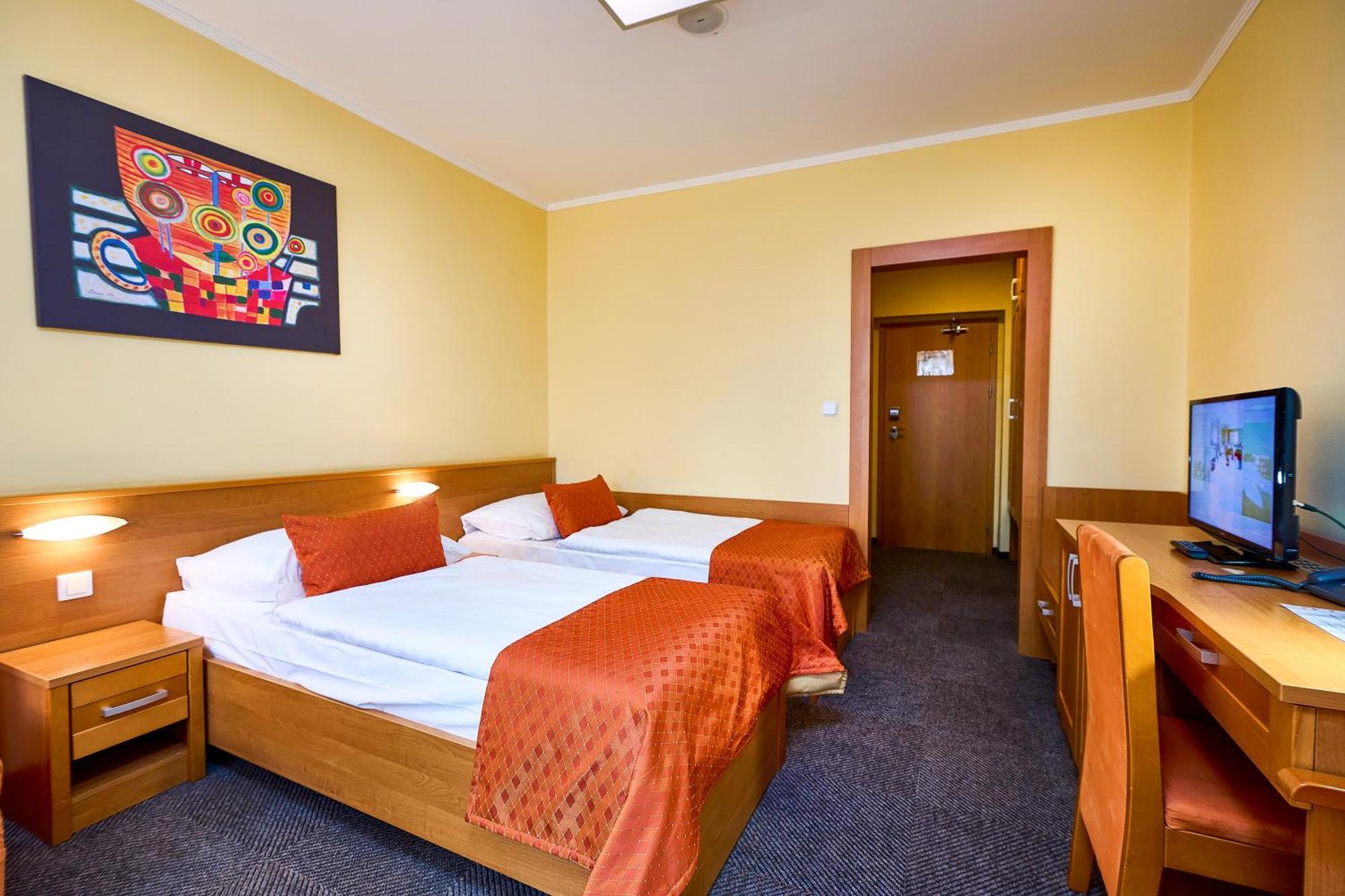 Hotel SOREA REGIA Bratislava Buitenkant foto