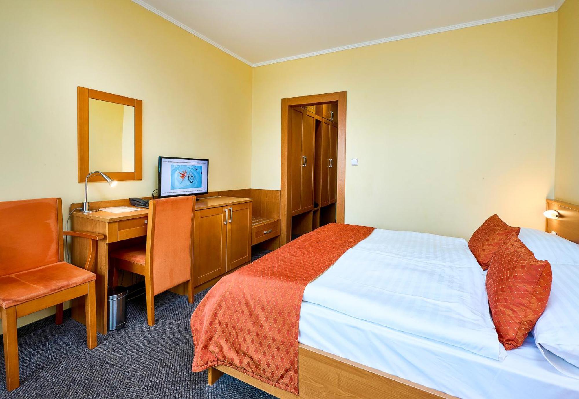 Hotel SOREA REGIA Bratislava Buitenkant foto
