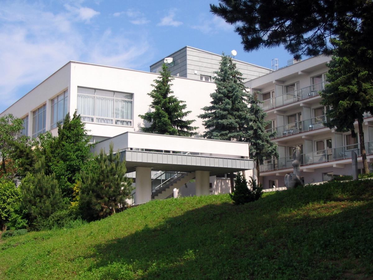 Hotel SOREA REGIA Bratislava Buitenkant foto